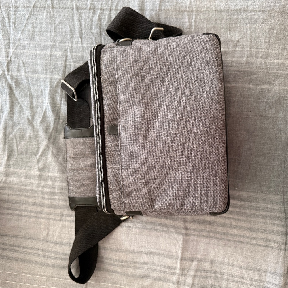 Grey canvas messenger camera bag with 2 removable/changeable compartments